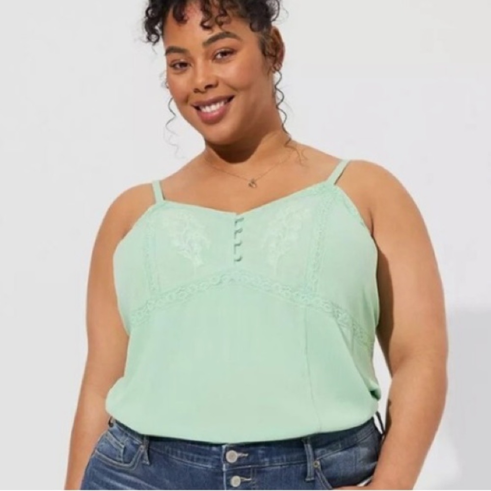 Torrid Crinkle Gauze Embroidered Babydoll Tank, Black